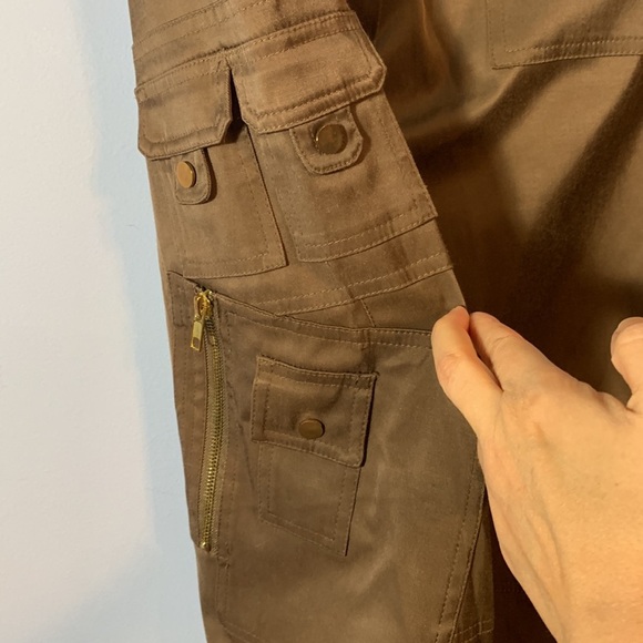 Caché size 10 brown cargo capris satin canvas brass hardware vintage Y2k - Picture 4 of 10